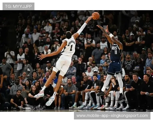 雷霆从不怵强队:坚韧的精神与崭露头角的未来 雷霆从不怵强队:坚韧的精神与崭露头角的未来