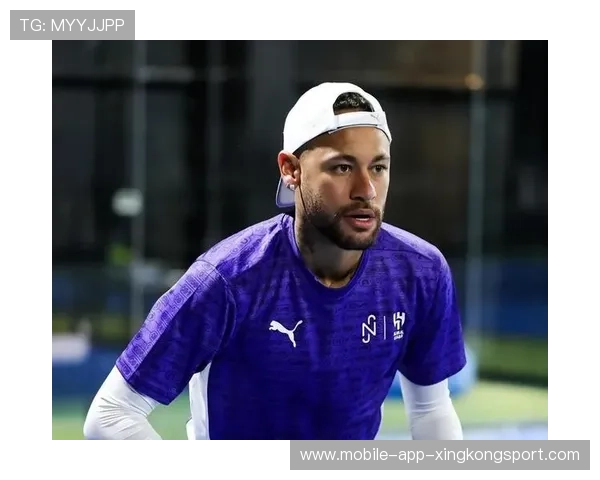 内马尔惊艳复出秀脚法 内马尔惊艳复出秀脚法