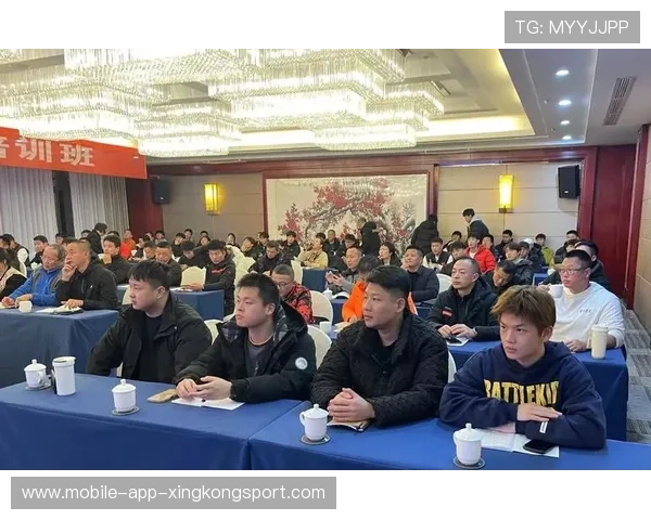 冠军教练执教风格被写入教练培训教材传播实践经验，冠军 教练